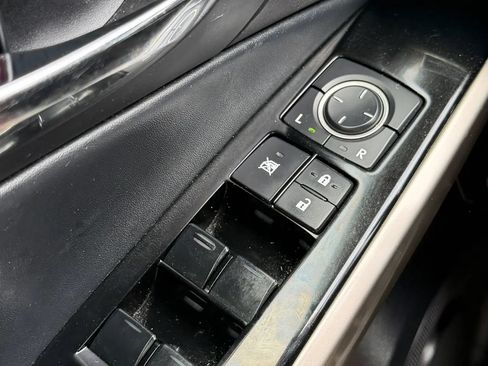Used 2015 Lexus IS 250 AWD w/ Navigation System Package image 34