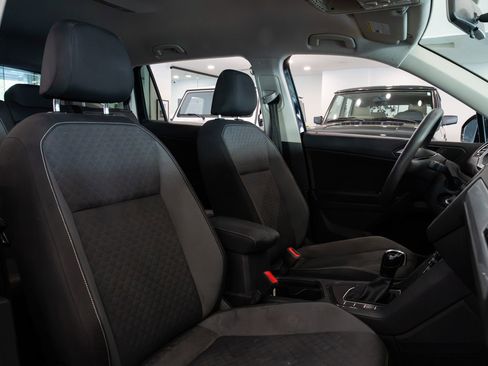Used 2021 Volkswagen Tiguan S FWD image 11