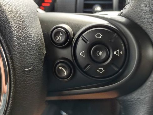 Used 2016 MINI Cooper 4-Door Hardtop image 14