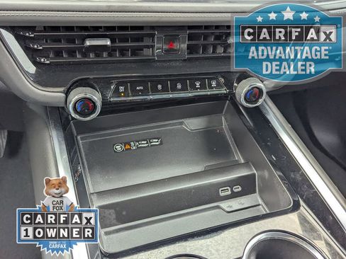 Used 2025 Chevrolet Tahoe Z71 AWD/4WD image 10