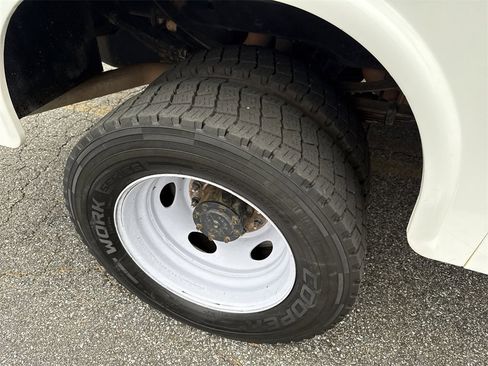 Used 2021 Ford F450 XL w/ Power Equipment Group image 20