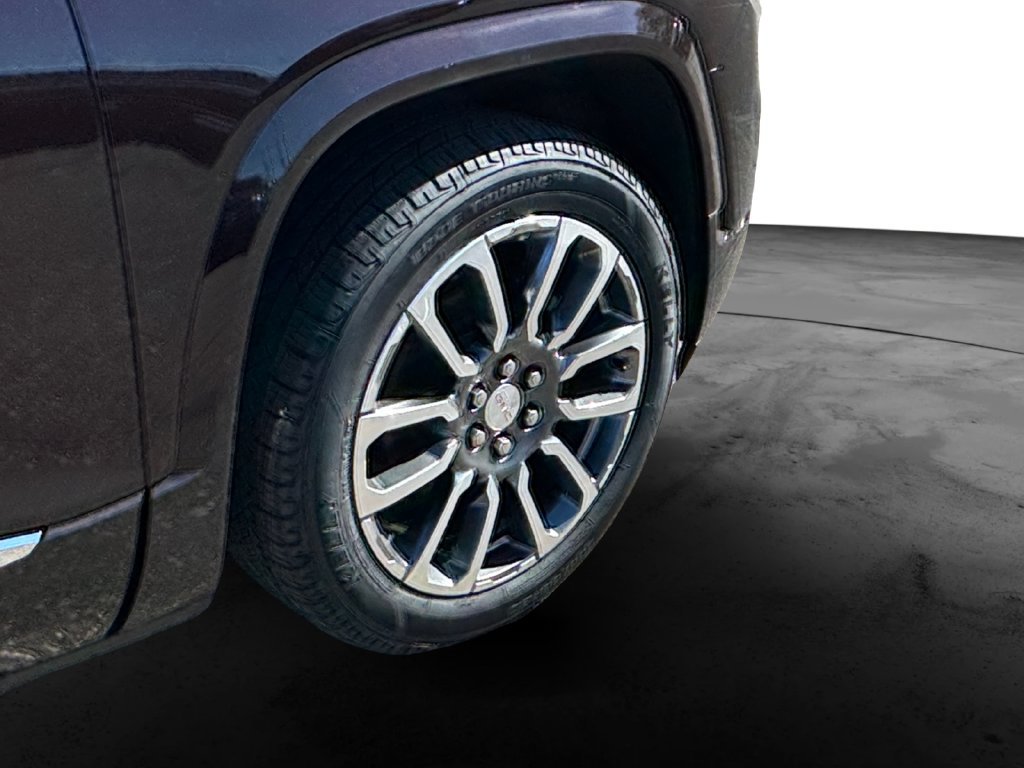 Used 2020 GMC Acadia Denali w/ Denali Ultimate Package AWD/4WD image 12