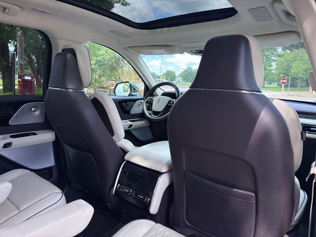 Used 2021 Lincoln Aviator Black Label w/ Dynamic Handling Package AWD/4WD image 32