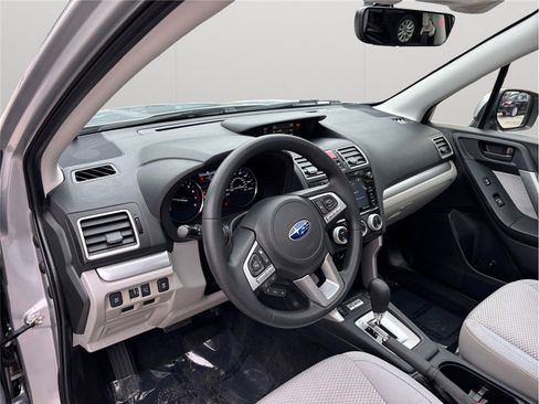 Used 2018 Subaru Forester 2.5i Premium image 6