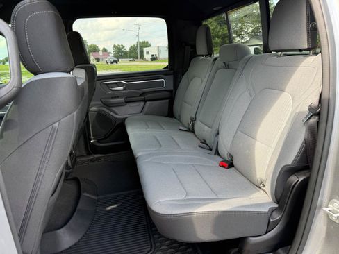 Used 2021 RAM 1500 Big Horn AWD/4WD image 17