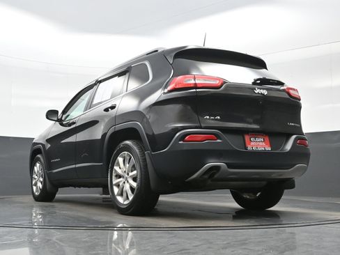 Used 2016 Jeep Cherokee Limited AWD/4WD image 26