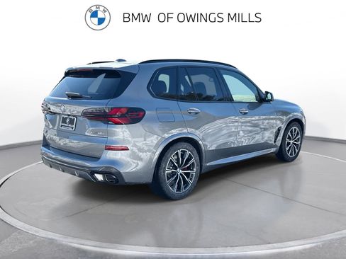 New 2026 BMW X5 xDrive50e w/ Executive Package image 9