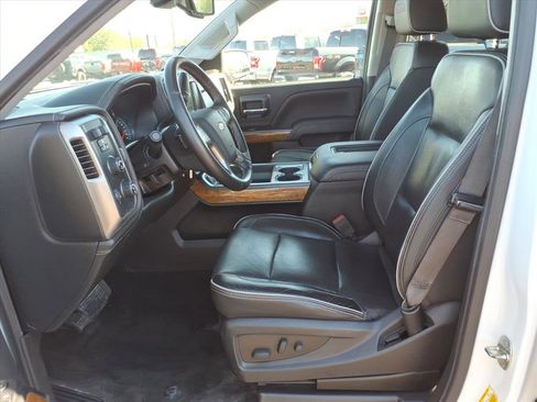 Used 2017 Chevrolet Silverado 1500 High Country image 13