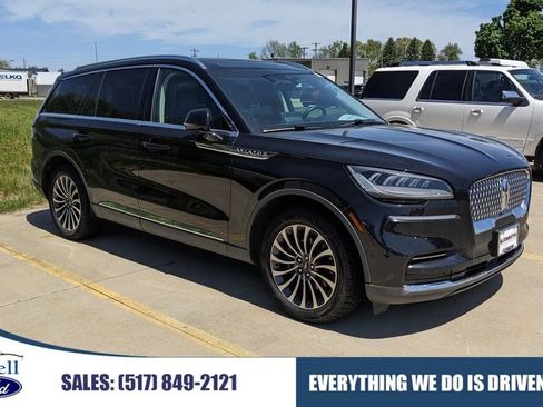 Used 2024 Lincoln Aviator Reserve AWD/4WD image 1