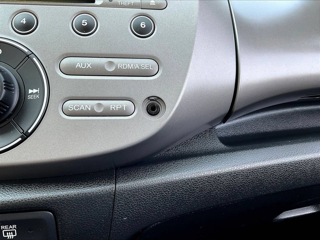 Used 2009 Honda Fit Sport image 13