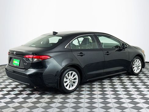 Used 2022 Toyota Corolla XLE image 10