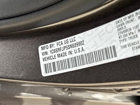 Used 2025 RAM 1500 Laramie image 26