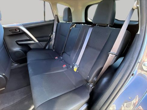 Used 2016 Toyota RAV4 LE FWD image 20
