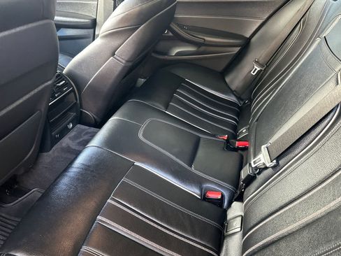Used 2018 BMW 530e RWD image 5
