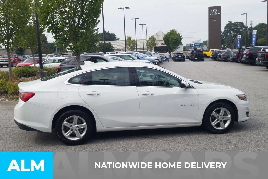Used 2024 Chevrolet Malibu LT FWD image 4