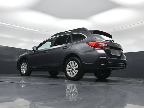 Used 2019 Subaru Outback 2.5i Premium AWD/4WD image 44