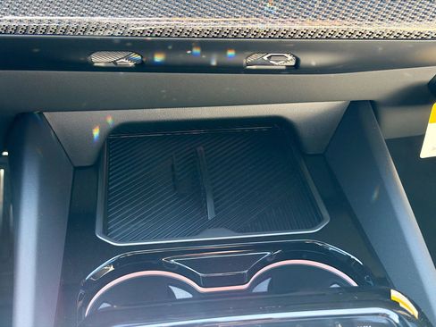 New 2026 BMW 550e xDrive w/ Executive Package image 33