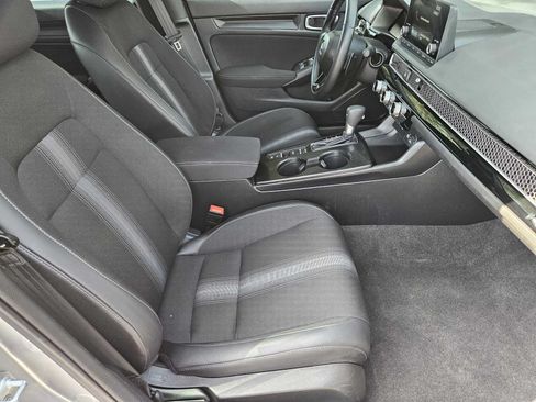 Used 2024 Honda Civic Sport image 14