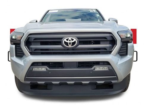 Used 2024 Toyota Tacoma SR5 image 2