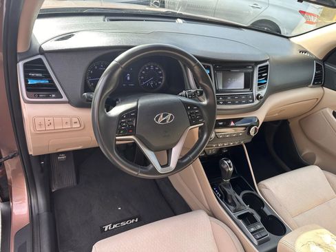 Used 2017 Hyundai Tucson Sport w/ Cargo Package image 11