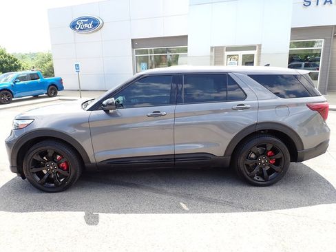 Used 2021 Ford Explorer ST w/ Equipment Group 401A AWD/4WD image 2