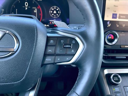 Certified 2024 Lexus GX 550 AWD/4WD image 39