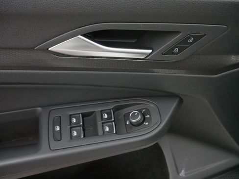 Certified 2023 Volkswagen GTI SE image 19