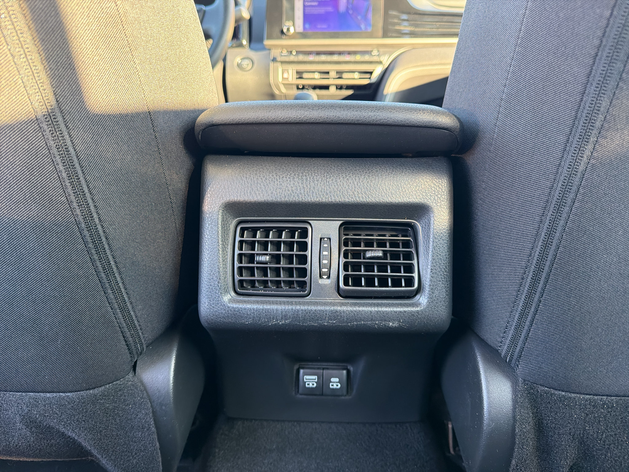 Used 2025 Toyota Camry LE FWD image 29