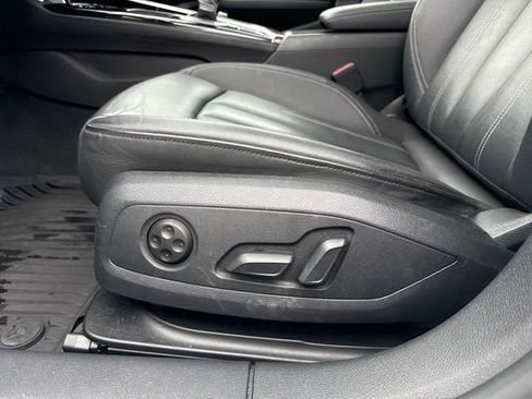 Used 2022 Audi A5 2.0T Premium image 16