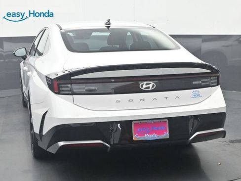 Used 2025 Hyundai Sonata SEL FWD image 6
