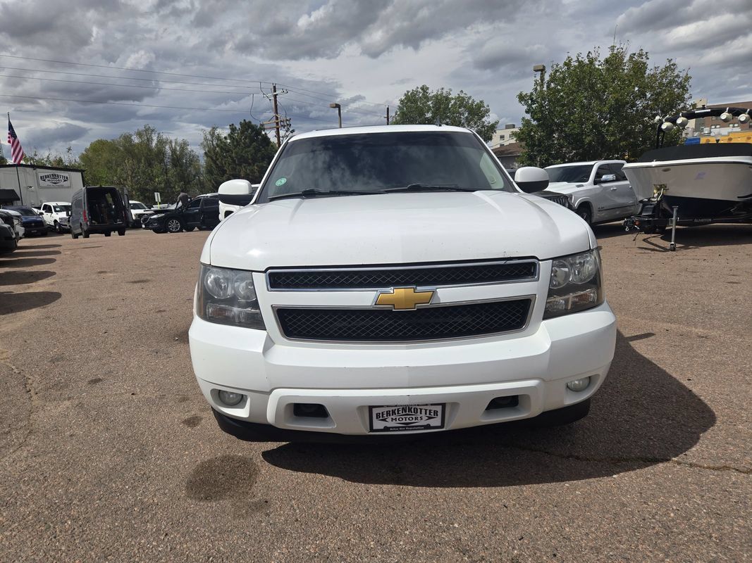 Used 2013 Chevrolet Suburban LT AWD/4WD image 3