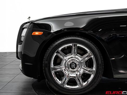 Used 2010 Rolls-Royce Ghost image 15