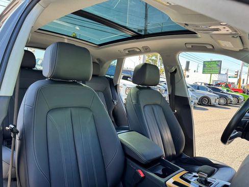 Used 2023 Audi Q5 2.0T Premium Plus AWD/4WD image 18
