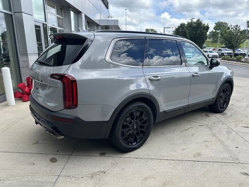 Used 2022 Kia Telluride EX w/ EX Premium Package AWD/4WD image 23