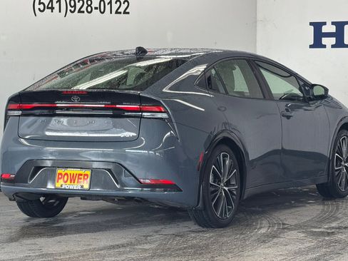 Used 2026 Toyota Prius XLE image 3