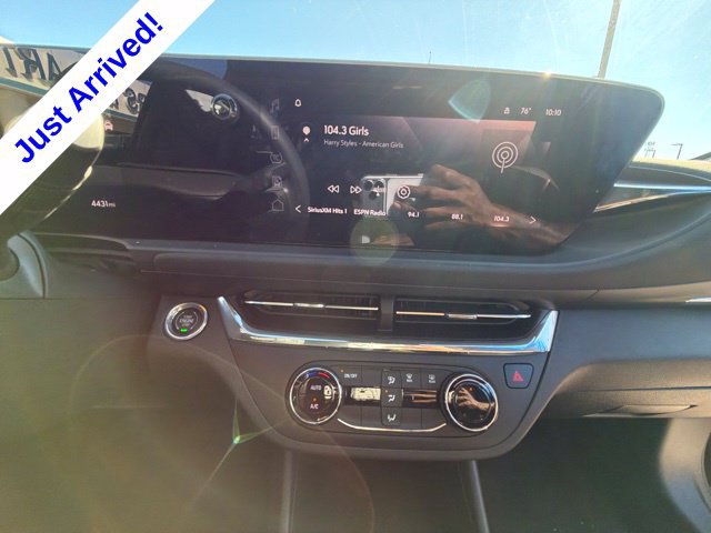 Used 2026 Buick Envista Preferred FWD image 27