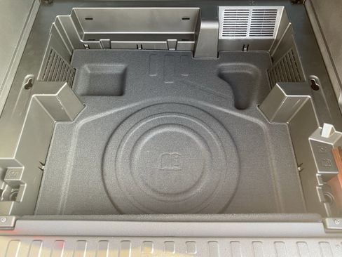 Used 2024 Chevrolet Equinox RS image 28