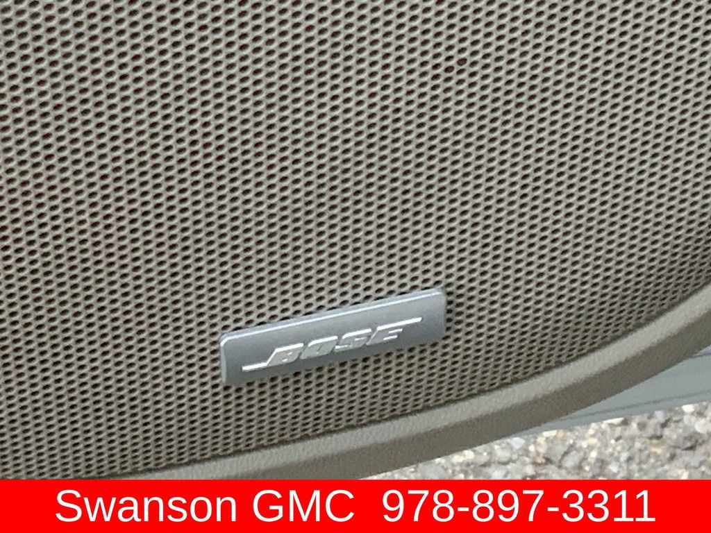Certified 2019 GMC Acadia Denali w/ Technology Package AWD/4WD image 25