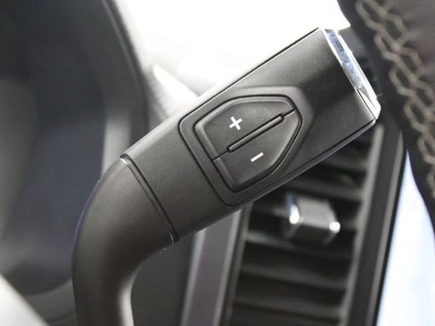 Used 2024 Ford F150 XLT w/ FX4 Off-Road Package image 27