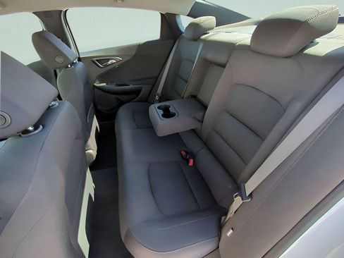 Used 2024 Chevrolet Malibu LT FWD image 15
