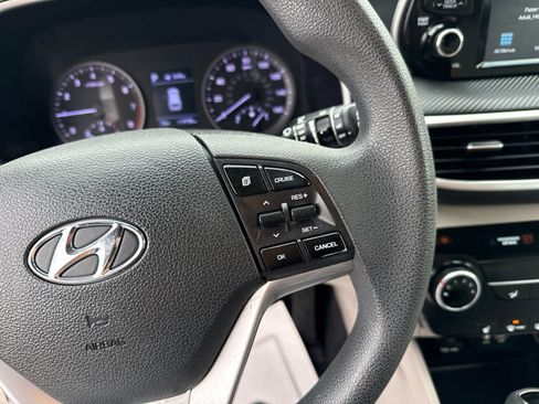 Used 2019 Hyundai Tucson Value FWD image 17