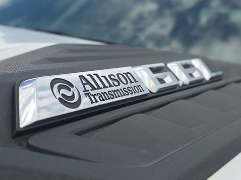 Used 2024 Chevrolet Silverado 2500 Custom w/ Custom Convenience Package AWD/4WD image 9