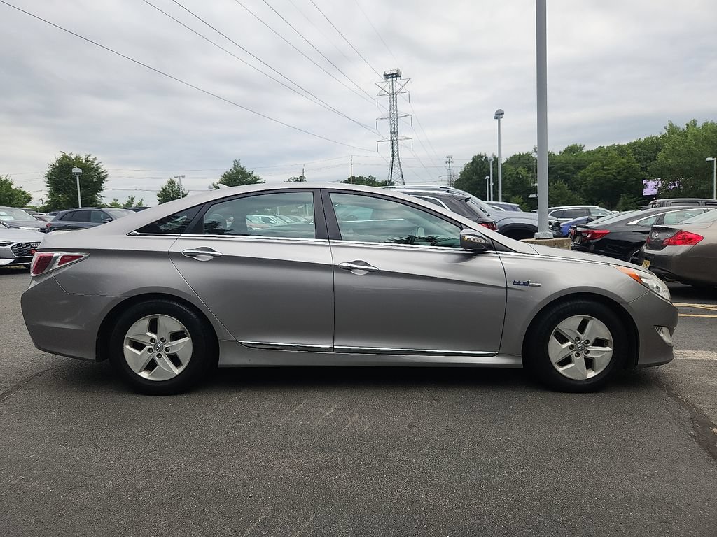 Used 2011 Hyundai Sonata Hybrid FWD image 12