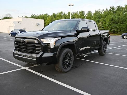 New 2026 Toyota Tundra SR5 AWD/4WD image 2