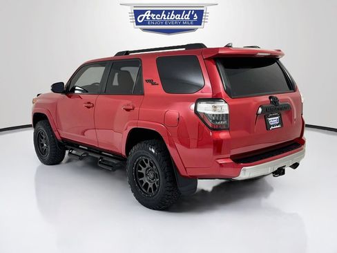 Used 2021 Toyota 4Runner TRD Off-Road Premium w/ Moonroof Package AWD/4WD image 6