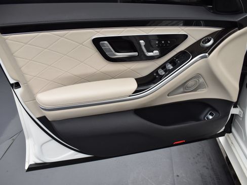 Used 2023 Mercedes-Benz S 500 4MATIC image 7