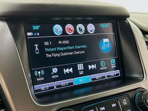 Used 2020 Chevrolet Suburban LT image 48