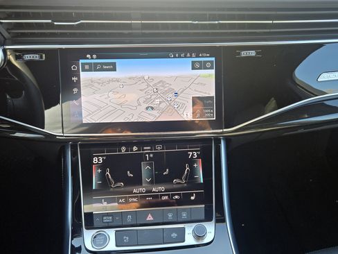 Used 2025 Audi Q7 3.0T Premium Plus image 19