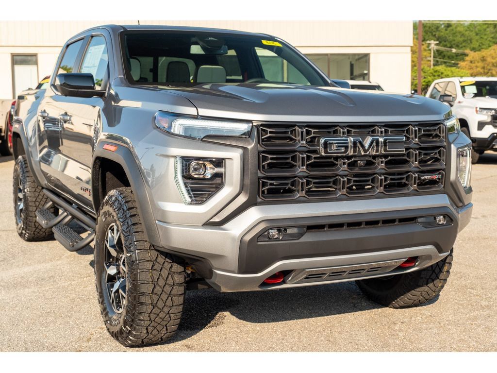 New 2026 GMC Canyon AT4X w/ LPO, Black Badging Package AWD/4WD image 35