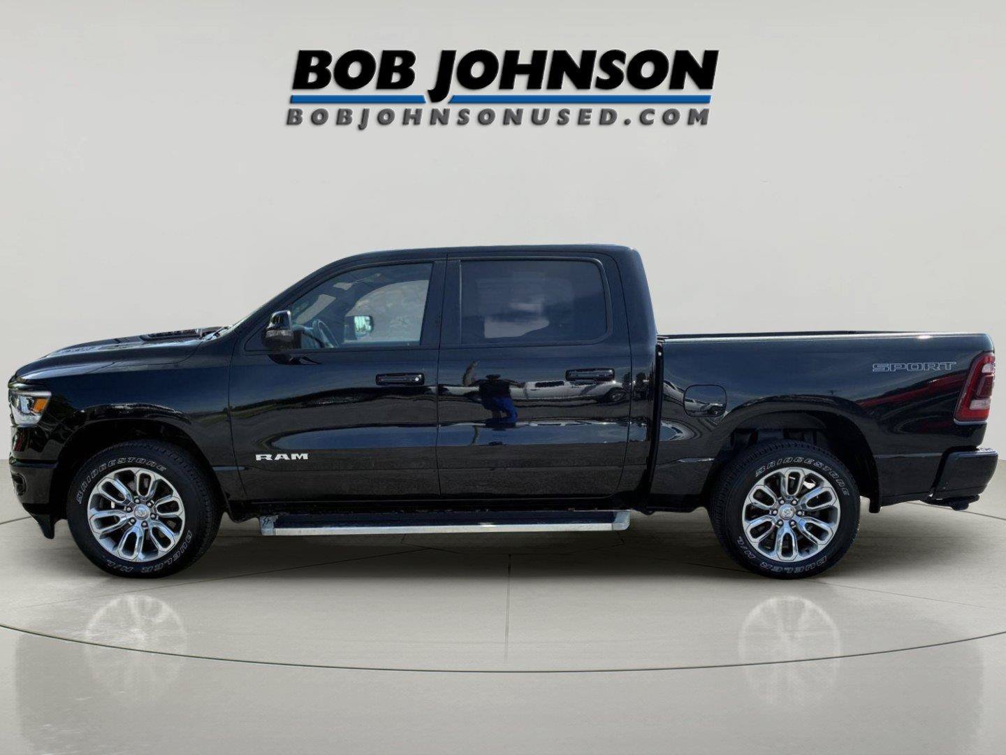 Used 2023 RAM 1500 Laramie AWD/4WD image 7